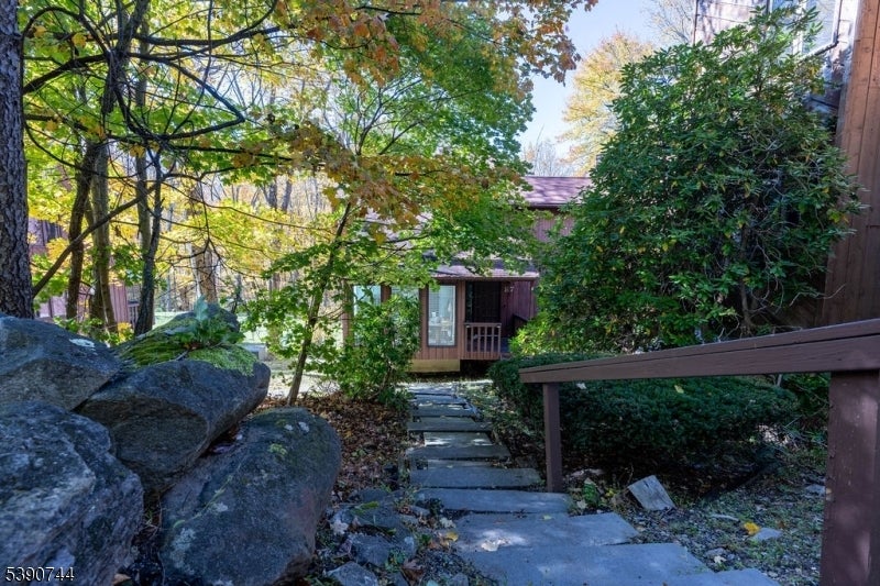 Photo of Listing #3992129