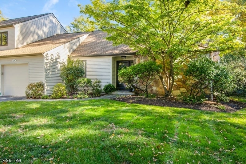 Photo of Listing #3992215