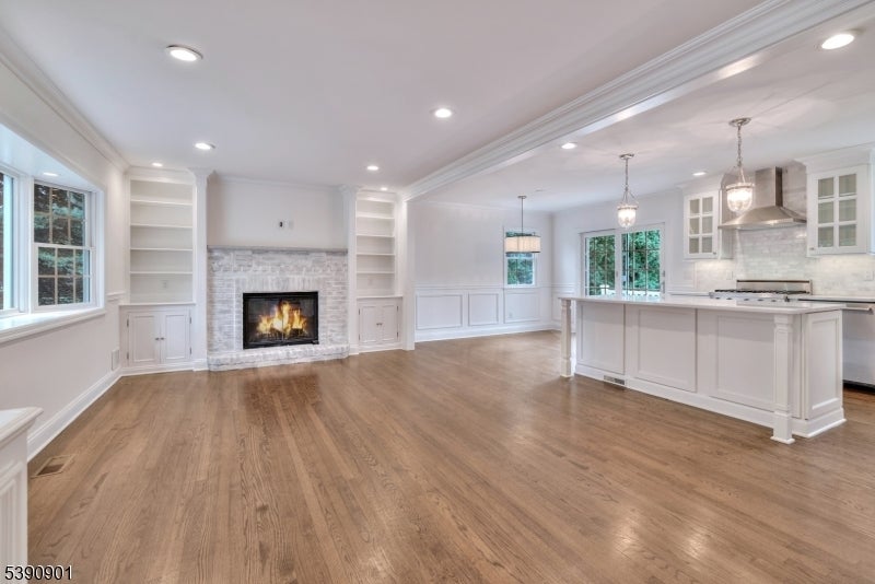 Photo of Listing #3992260
