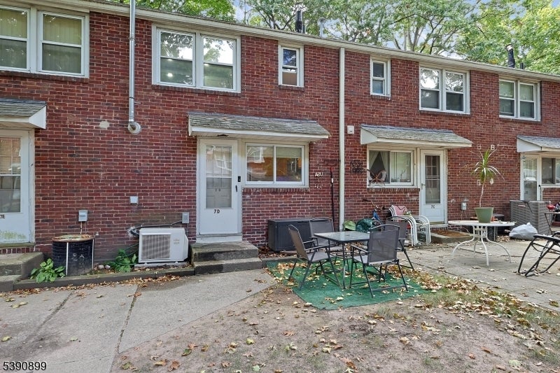 Photo of Listing #3992270