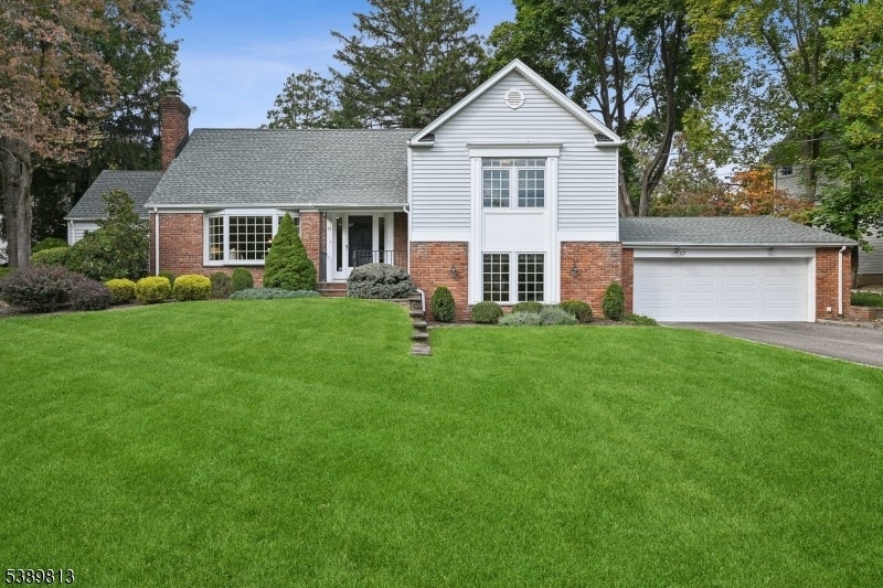 Photo of Listing #3992288