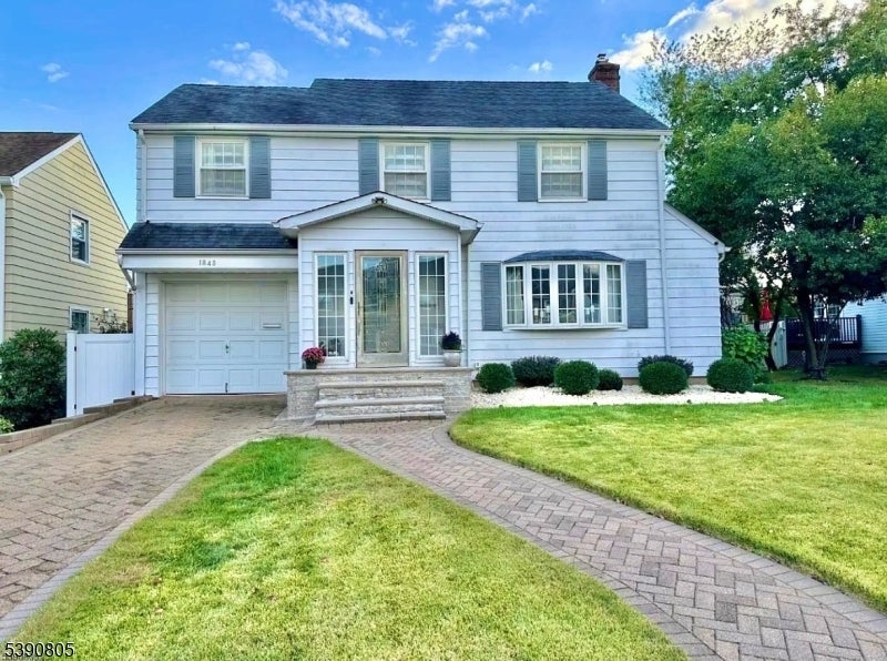 Photo of Listing #3992307