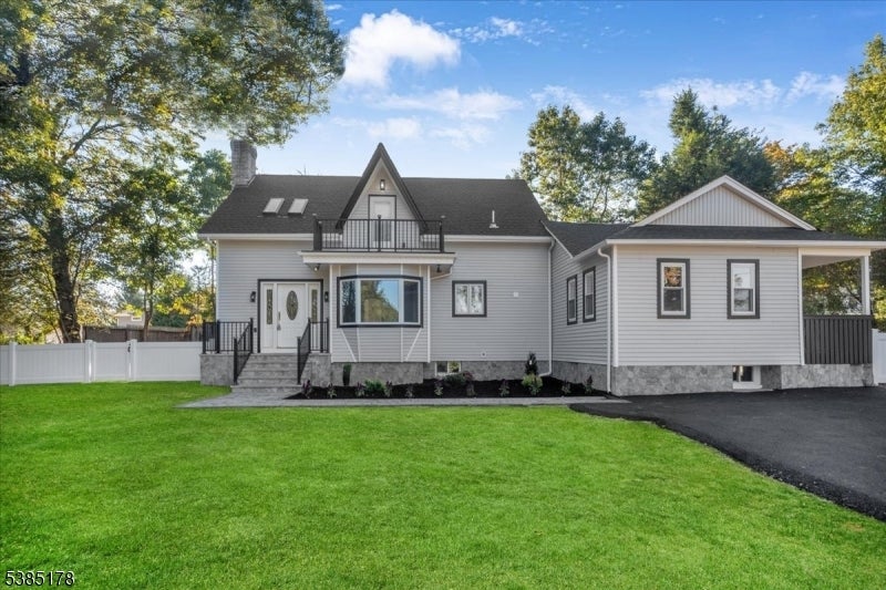 Photo of Listing #3992319