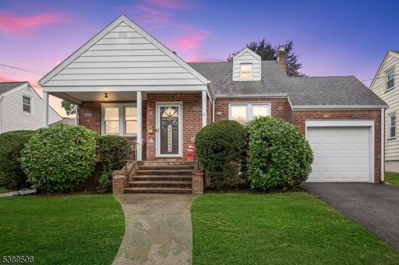 Photo of Listing #3992382