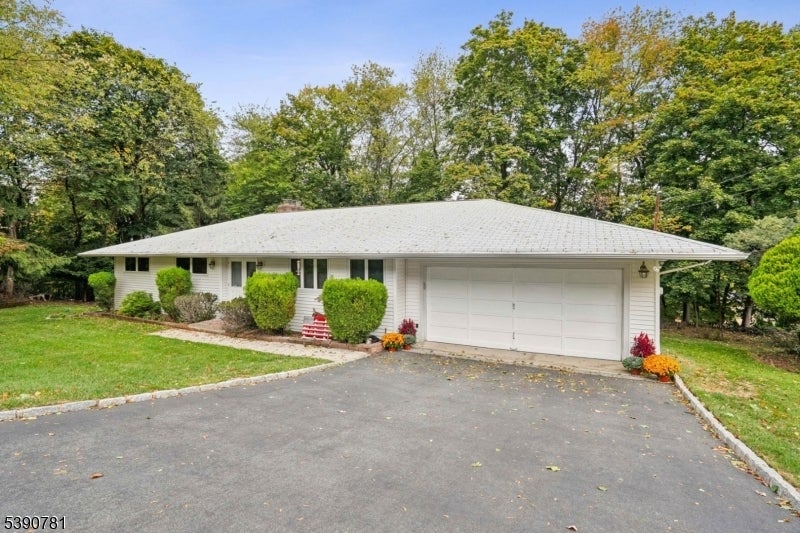Photo of Listing #3992769