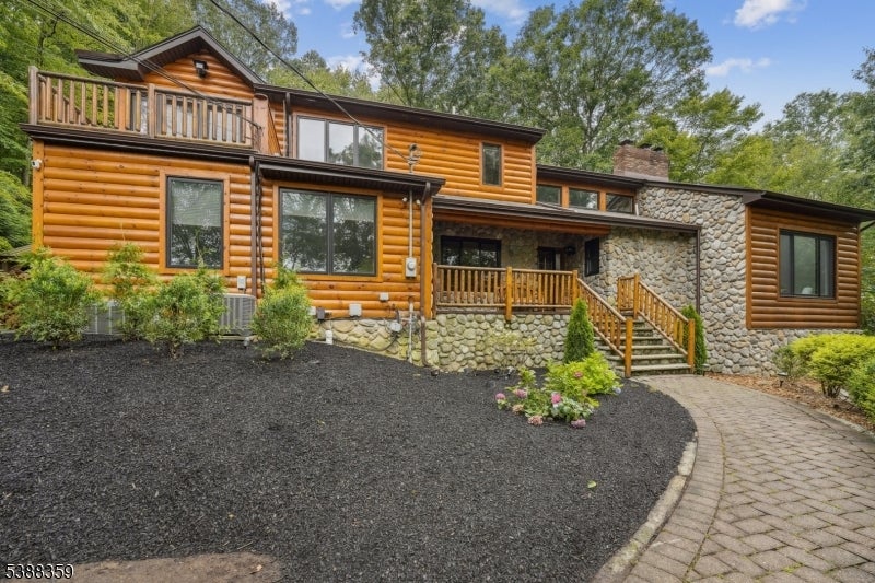 Photo of Listing #3992874