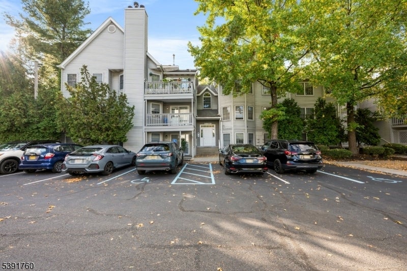 Photo of Listing #3992976