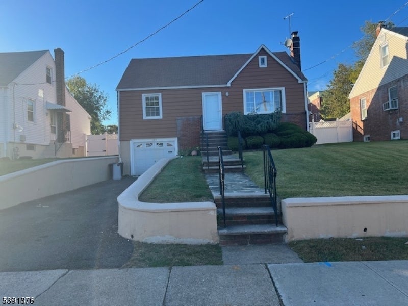 Photo of Listing #3993064