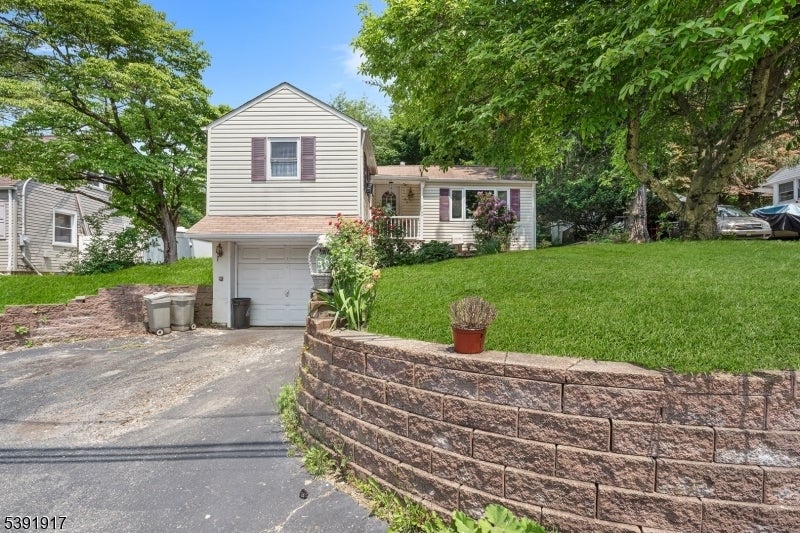 Photo of Listing #3993489