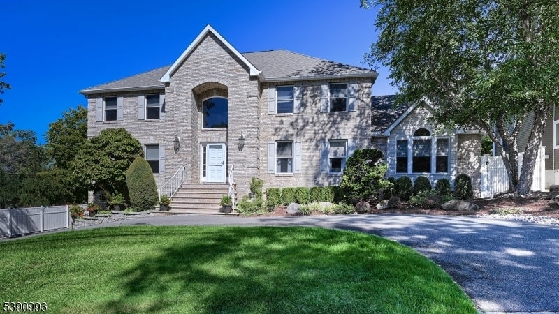 Photo of Listing #3993527