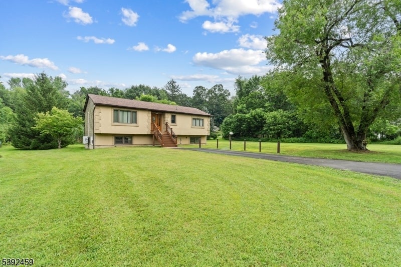 Photo of Listing #3993557