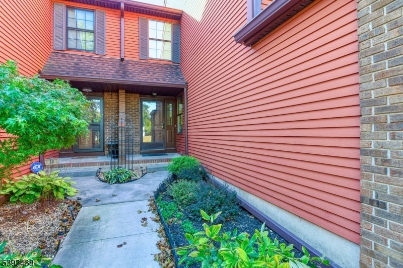 Photo of Listing #3993583