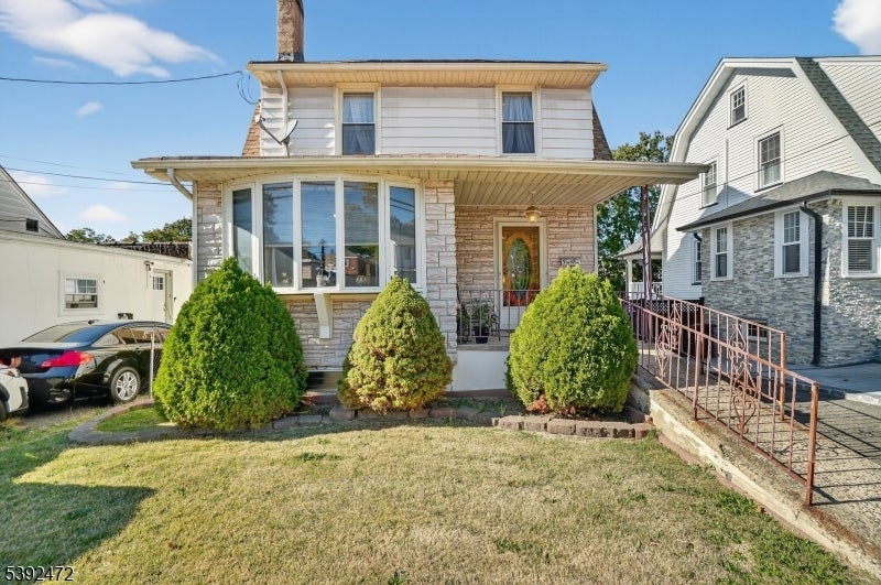 Photo of Listing #3993697