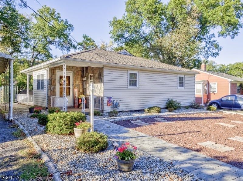 Photo of Listing #3993882