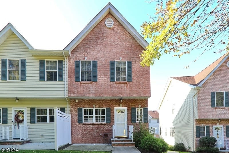 Photo of Listing #3994126