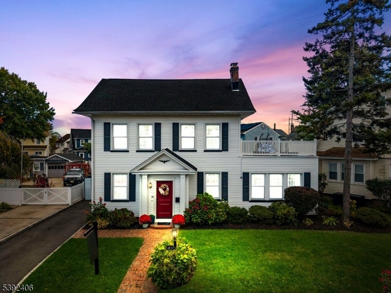 Photo of Listing #3994156