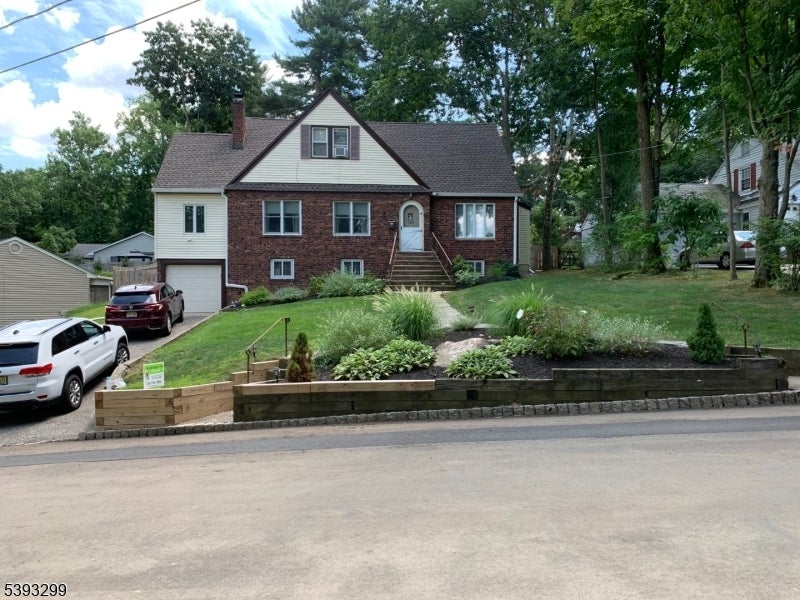 Photo of Listing #3994299