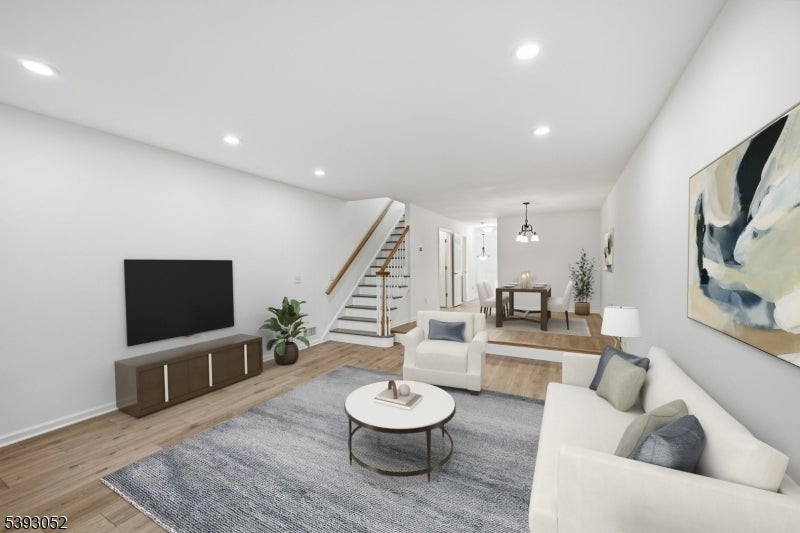 Photo of Listing #3994329