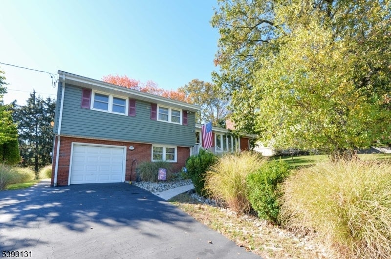 Photo of Listing #3994366