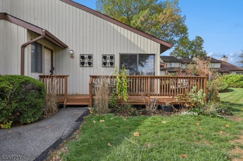 250 Ridgedale Ave H4, Florham Park Boro