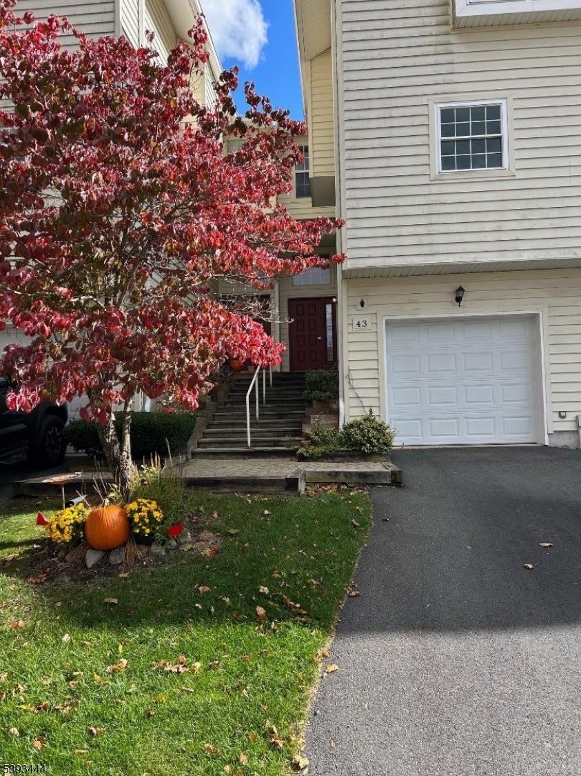 Photo of Listing #3994473