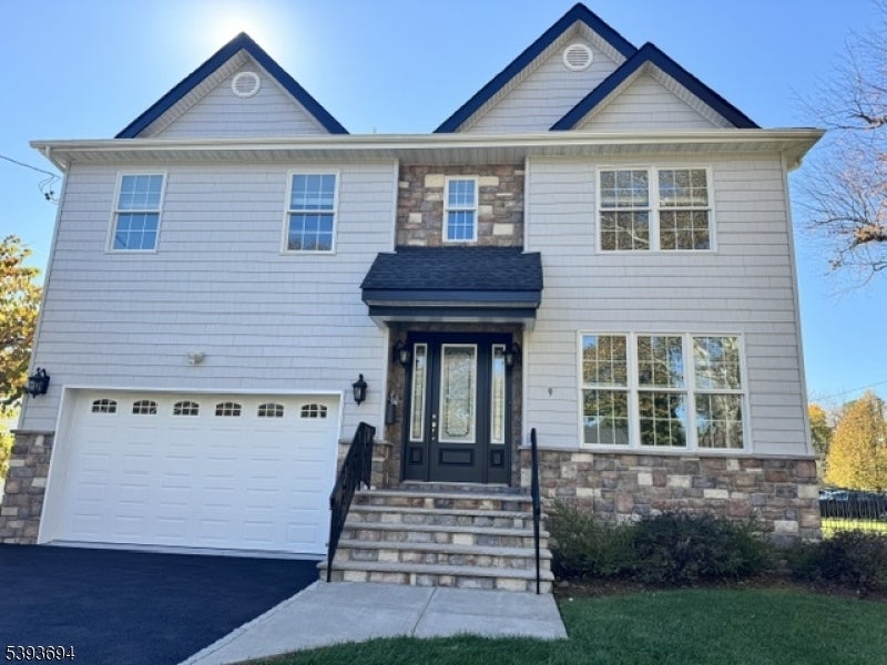 Photo of Listing #3994668