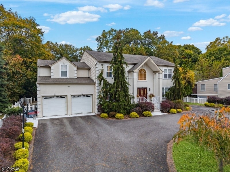 Photo of Listing #3994696