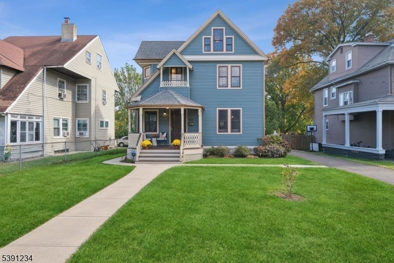 Photo of Listing #3994706