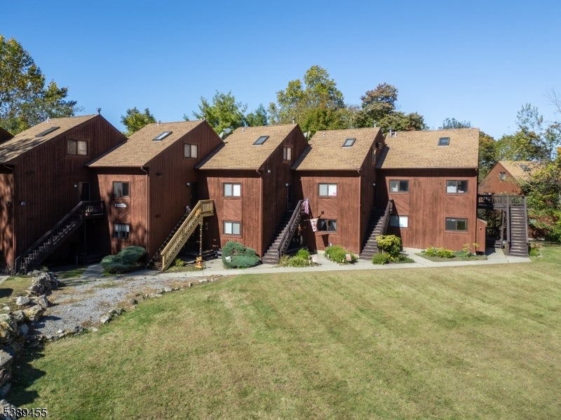 Photo of Listing #3994717