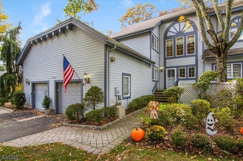 Photo of Listing #3994745