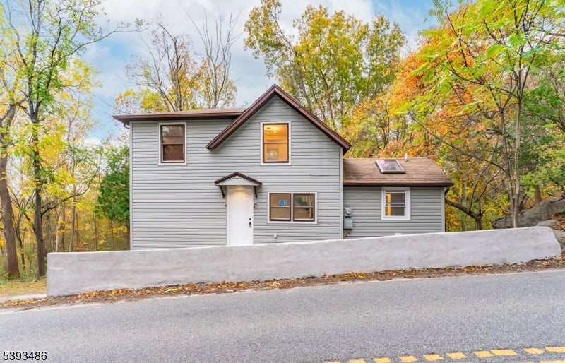 Photo of Listing #3994843