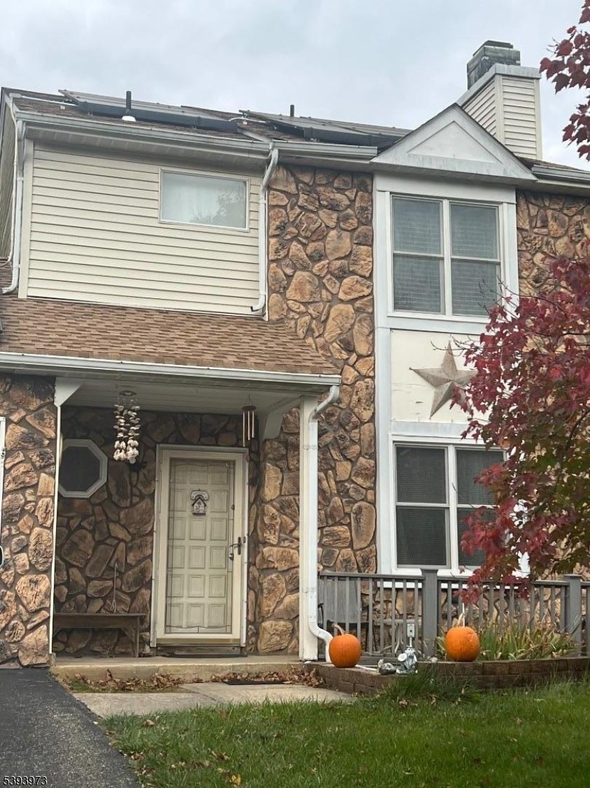 Photo of Listing #3994890