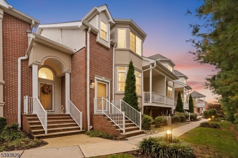 Photo of Listing #3995023