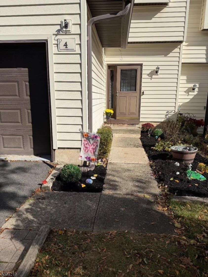 Photo of Listing #3995087