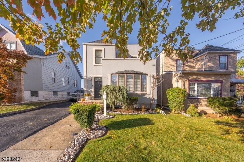 Photo of Listing #3995174