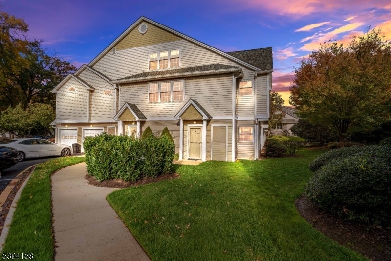 Photo of Listing #3995212