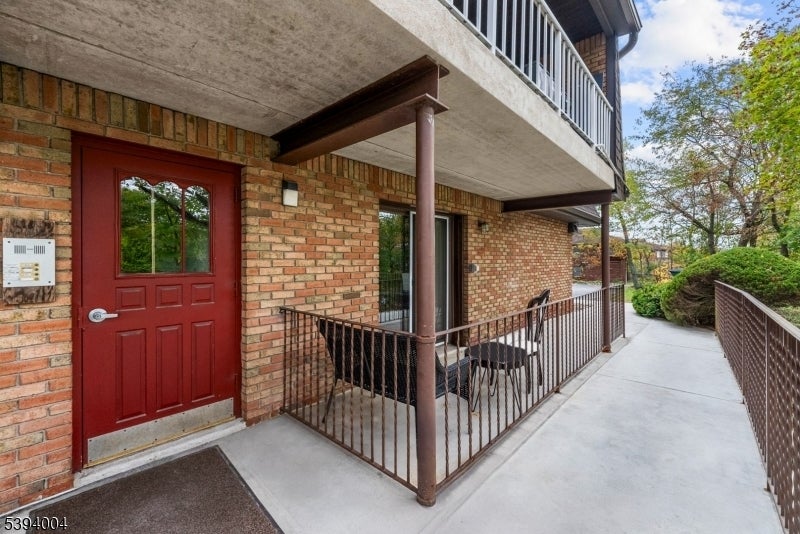 Photo of Listing #3995216