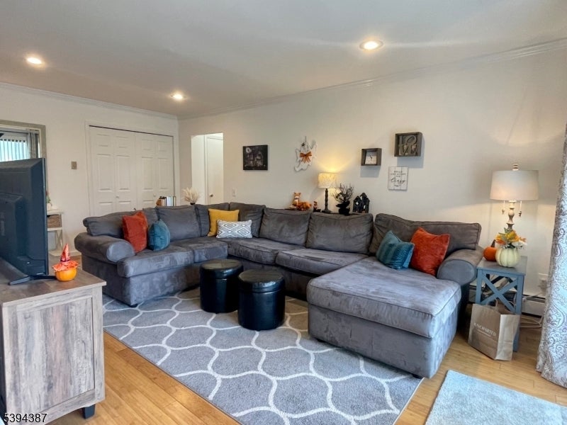 840 Main St. Unit L, Belleville Twp.