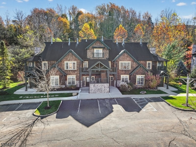 Photo of Listing #3995729