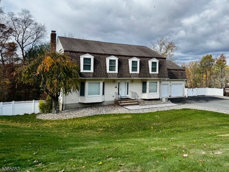 Photo of Listing #3995880