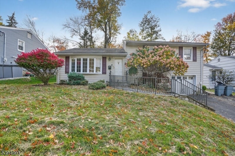 Photo of Listing #3995883