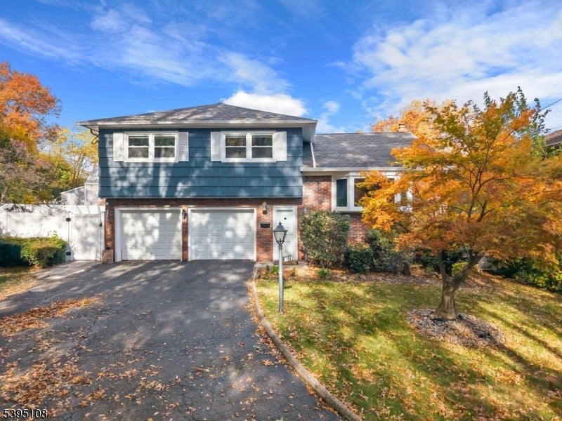 Photo of Listing #3995901