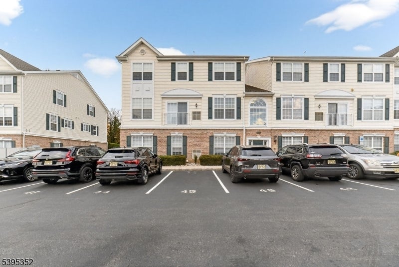 Photo of Listing #3996096