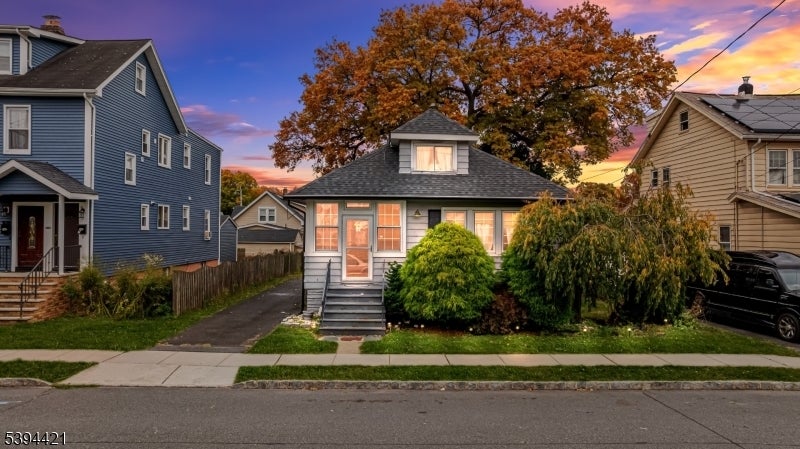 Photo of Listing #3996099