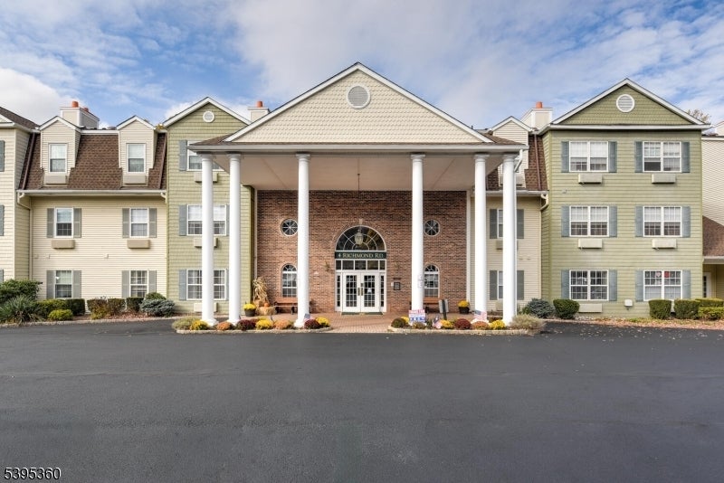 Photo of Listing #3996104