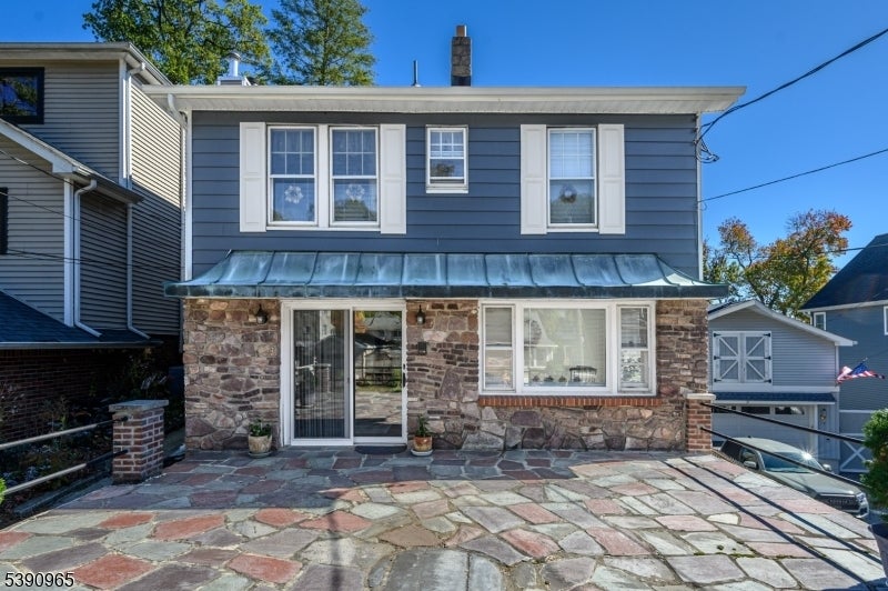 Photo of Listing #3996146