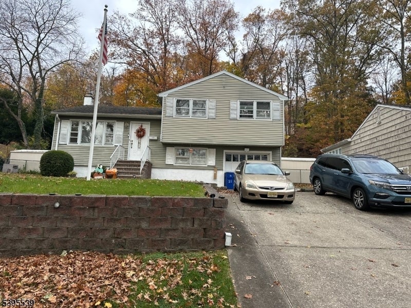 Photo of Listing #3996275