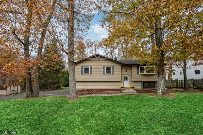 Photo of Listing #3996297