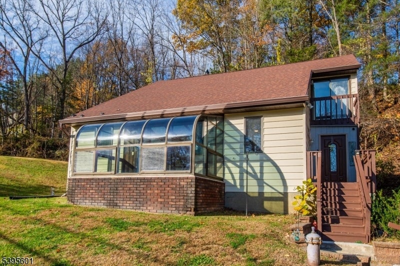 Photo of Listing #3996331