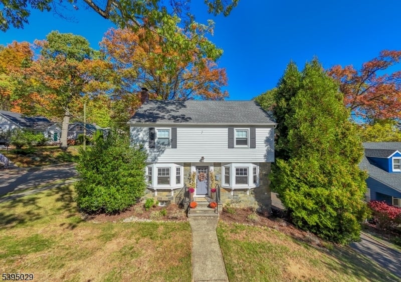 Photo of Listing #3996369